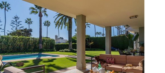 Villa de 5 dormitorios en Cádiz, Spain No. 188458 4