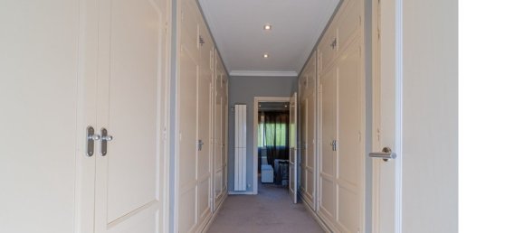 Villa de 5 dormitorios en Cádiz, Spain No. 188458 14