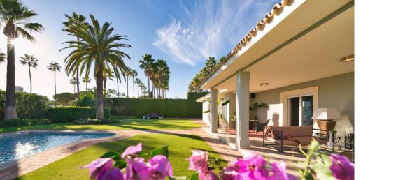 Villa de 5 dormitorios en Cádiz, Spain No. 188458 3