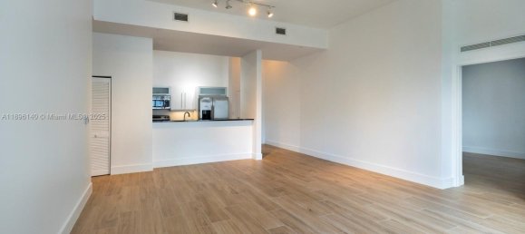 2 غرف نوم عقار تجاري في Miami, الولايات المتحدة رقم 614227 8