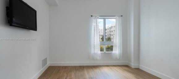 2 غرف نوم عقار تجاري في Miami, الولايات المتحدة رقم 614227 13