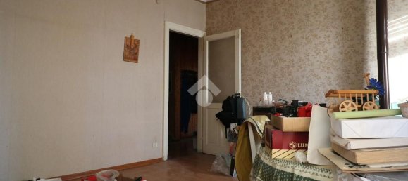 3-salle Appartement à Trieste, Italy No. 18648 26