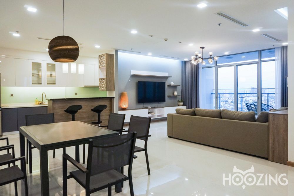 4 bedrooms Apartment in Binh Thanh, Vietnam No. 18337