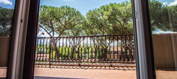 3 bedrooms Apartment in Rome, Italy No. 262575 9