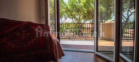 3 bedrooms Apartment in Rome, Italy No. 262575 8