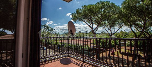 3 bedrooms Apartment in Rome, Italy No. 262575 10