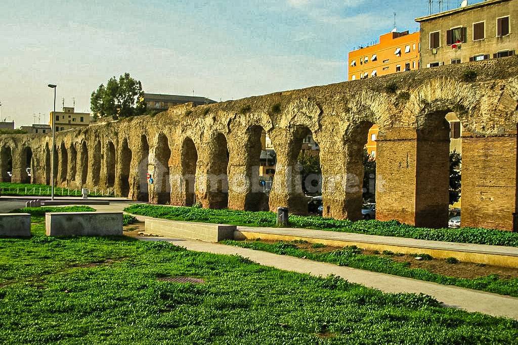 3 bedrooms Apartment in Rome, Italy No. 262575