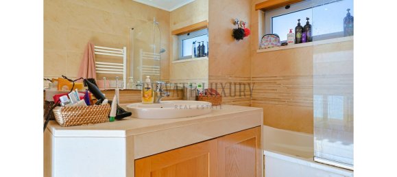 5 bedrooms Villa in Almada, Portugal No. 146630 25