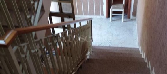 Дом с 6 комнатами в Лорето Апрутино, Италия № 280483 13