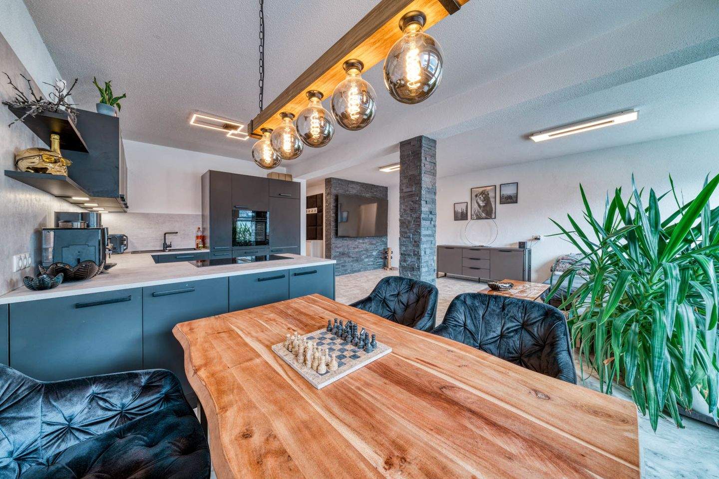 3 rooms Apartment in Imst, Austria No. 146885