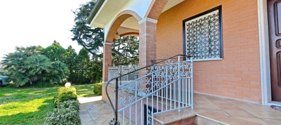 3-salle Villa à San Felice Circeo, Italy No. 170091 25