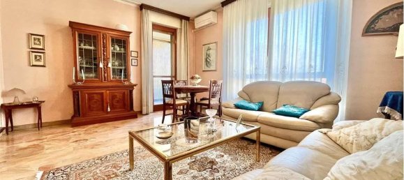 3 rooms Apartment in Milan, Italy No. 242328 18