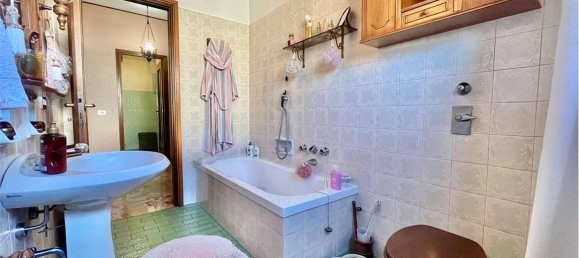 3 rooms Apartment in Milan, Italy No. 242328 32