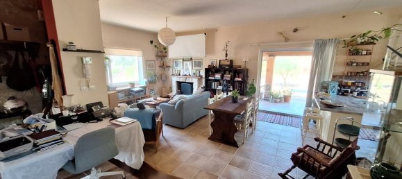 2 Schlafzimmer Gewerbliche Immobilie in Corfu, Greece, Nr. 1964 3