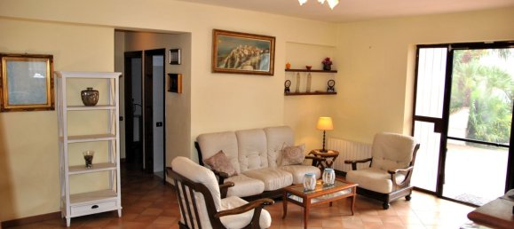 Villa de 12 dormitorios en Itri, Italy No. 334273 15