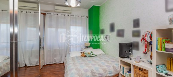 Apartamento de 4 habitaciónes en Chivasso, Italy No. 125973 15