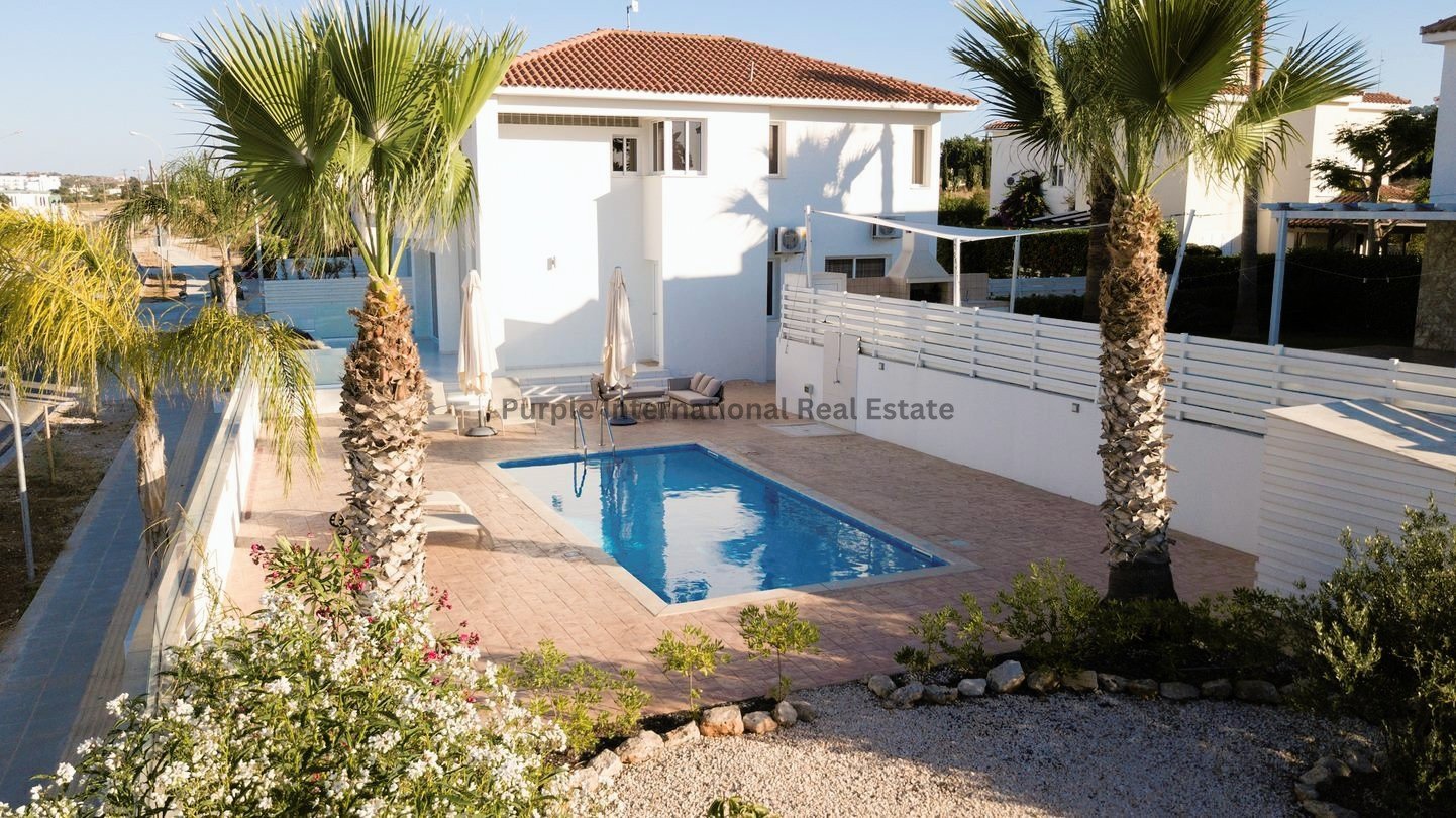 3 bedrooms Villa in Pernera, Cyprus No. 961