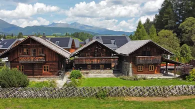 Casa de 4 dormitorios en Mariapfarr, Austria No. 181001