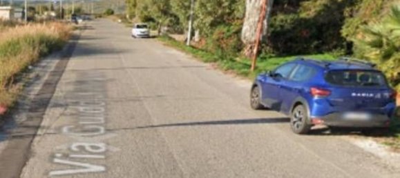 Lagerhaus in Crotone, Italy 1288m², Nr. 260969 6