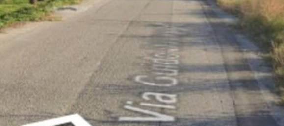 Lagerhaus in Crotone, Italy 1288m², Nr. 260969 2