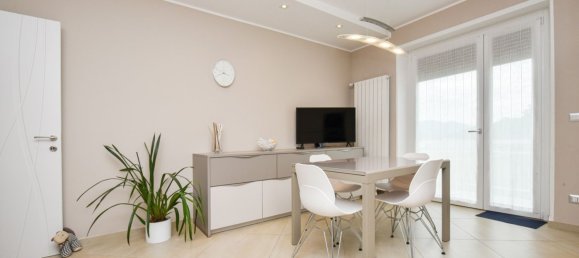 3 rooms Apartment in Giaveno, Italy No. 7969 10