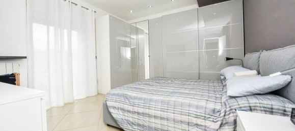 3 rooms Apartment in Giaveno, Italy No. 7969 18