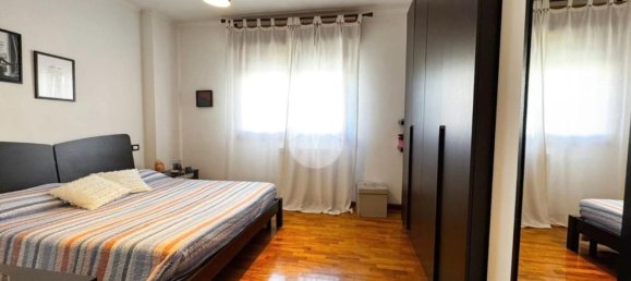 Apartamento de 3 habitaciónes en Rome, Italy No. 201460 10