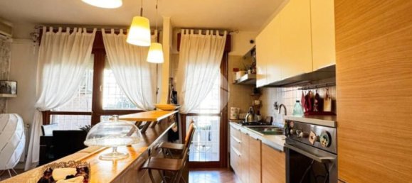 Apartamento de 3 habitaciónes en Rome, Italy No. 201460 8