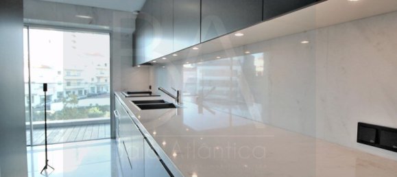 4 bedrooms Apartment in Lisbon, Portugal No. 81040 17