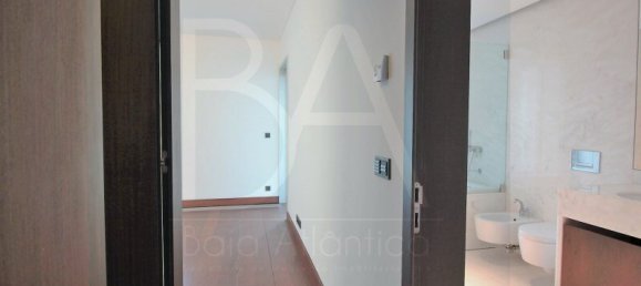 4 bedrooms Apartment in Lisbon, Portugal No. 81040 30