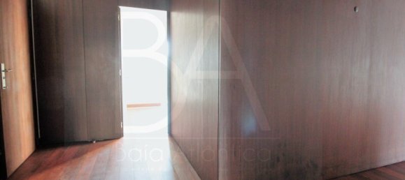 4 bedrooms Apartment in Lisbon, Portugal No. 81040 23