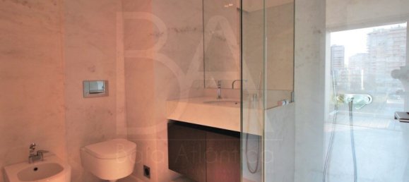 4 bedrooms Apartment in Lisbon, Portugal No. 81040 42