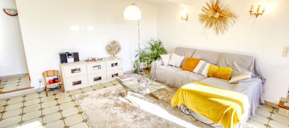 Adosado de 5 dormitorios en Fayence, France No. 295084 3