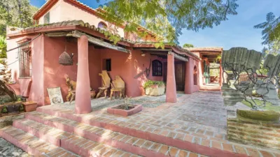 5 bedrooms House in Benahavis, Spain No. 76388