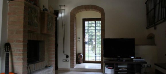 4 bedrooms Villa in Castiglione della Pescaia, Italy No. 1528 12