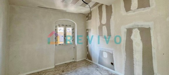 2 Schlafzimmer Wohnung in Florence, Italy, Nr. 213867 2