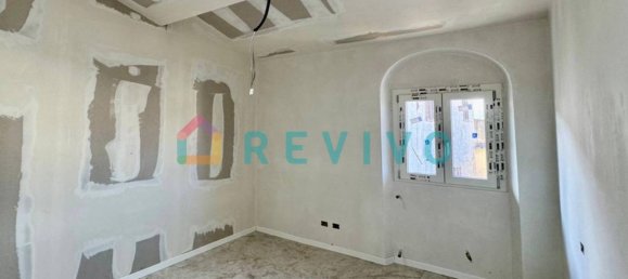 2 Schlafzimmer Wohnung in Florence, Italy, Nr. 213867 12