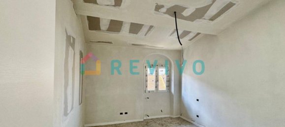 2 Schlafzimmer Wohnung in Florence, Italy, Nr. 213867 4