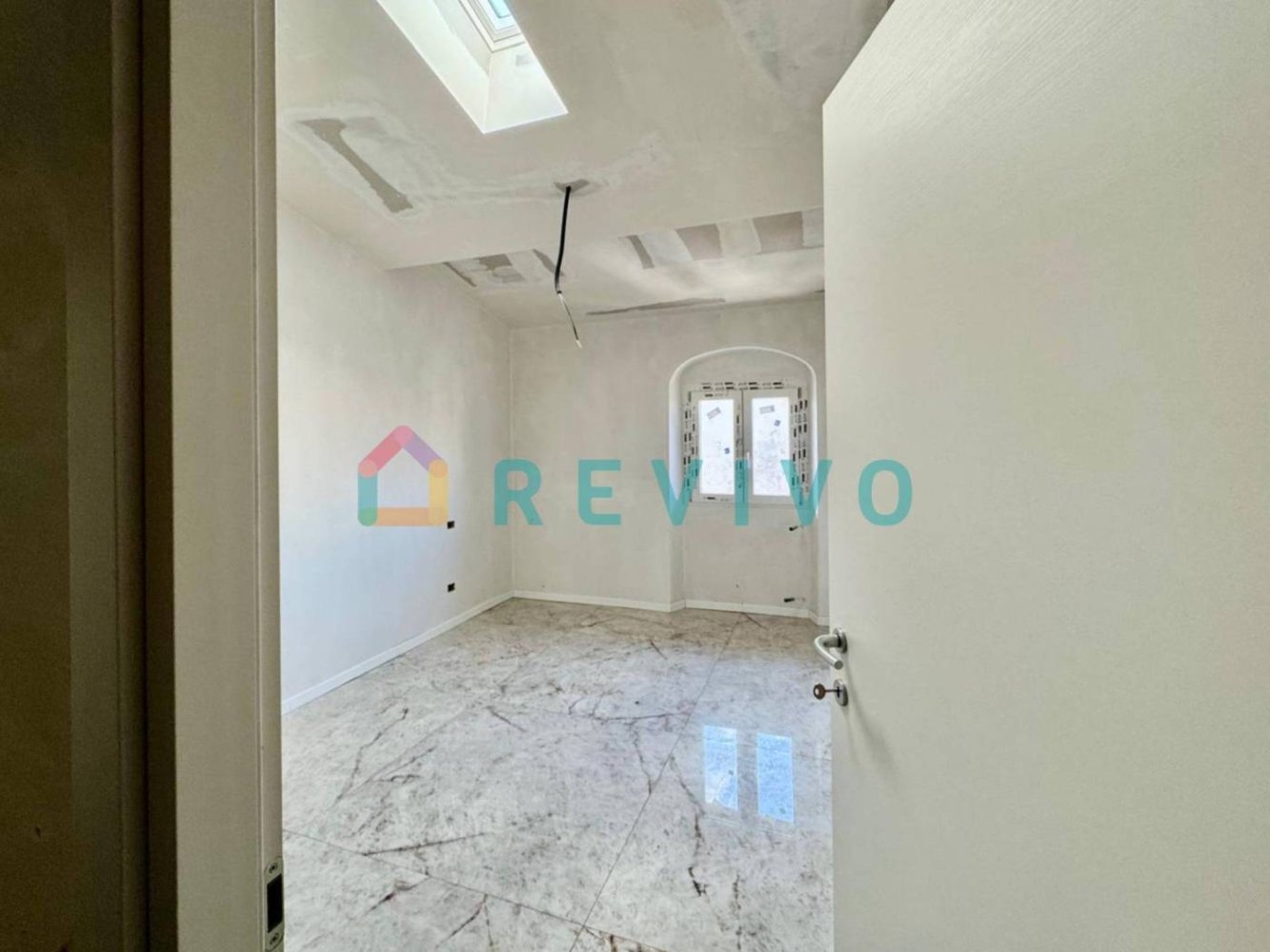 2 Schlafzimmer Wohnung in Florence, Italy, Nr. 213867