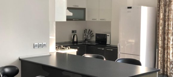 Apartamento de 3 dormitorios en Nasimi, Azerbaijan No. 1698 13
