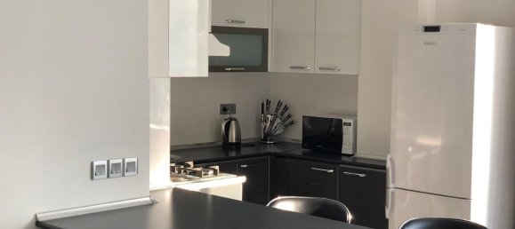 Apartamento de 3 dormitorios en Nasimi, Azerbaijan No. 1698 24