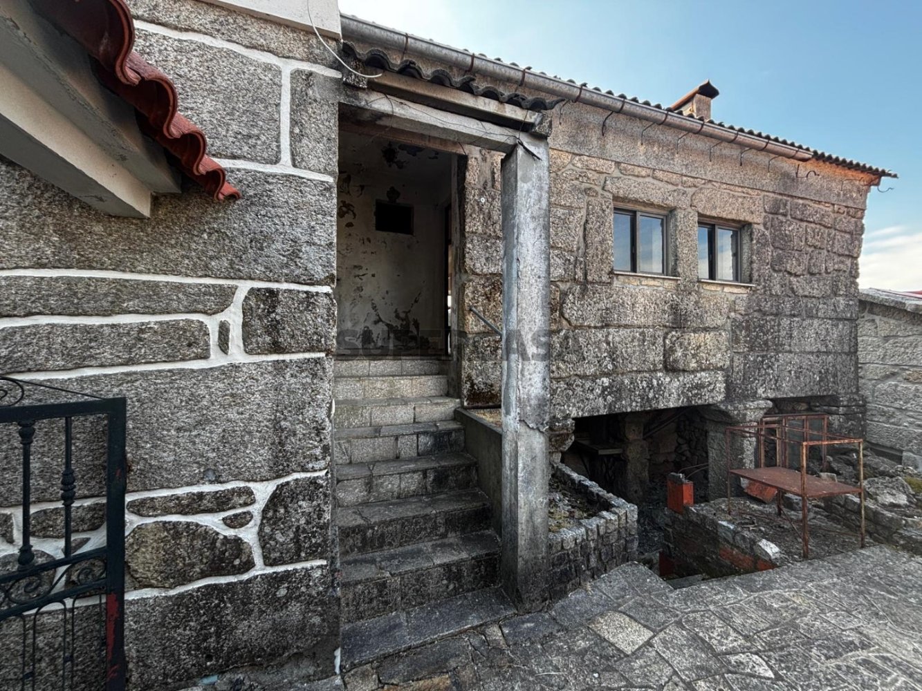 Casa de 2 dormitorios en Soajo, Portugal No. 238750