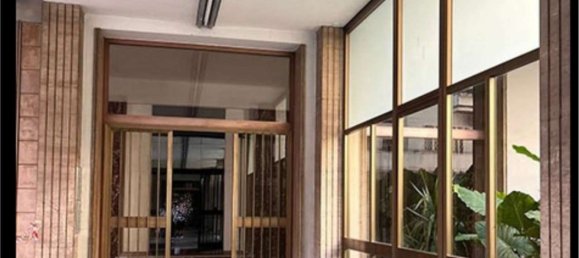 5-Zimmer Wohnung in Rome, Italy, Nr. 17007 9