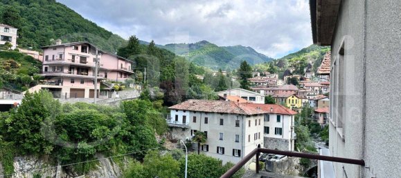 Здание с 4 комнатами в Ассо, Италия № 314894 3