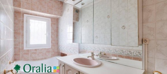 3 bedrooms House in Saint-Didier-au-Mont-d'Or, France No. 316239 16