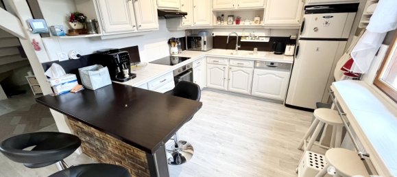 Casa de 4 dormitorios en Puiseaux, France No. 55234 3