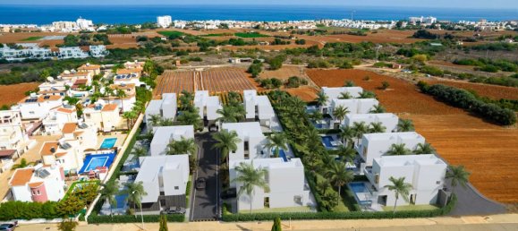 3 bedrooms House in Paralimni, Cyprus No. 24070 11