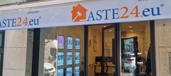 Apartamento de 4 habitaciónes en Massarosa, Italy No. 194304 4