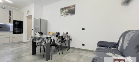 2 bedrooms Apartment in Cento, Italy No. 115234 6