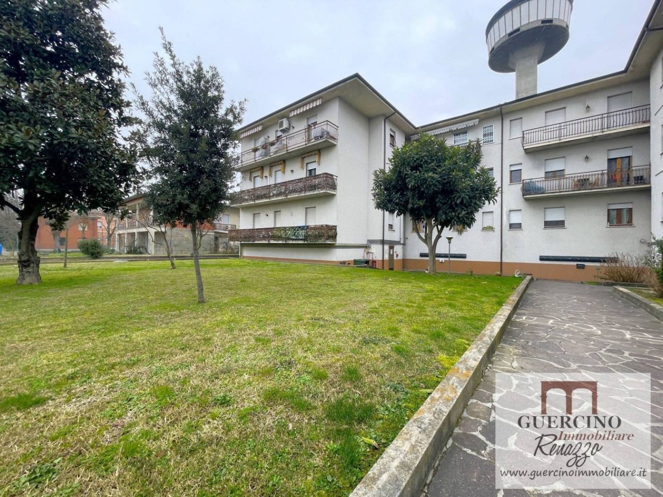 2 bedrooms Apartment in Cento, Italy No. 115234